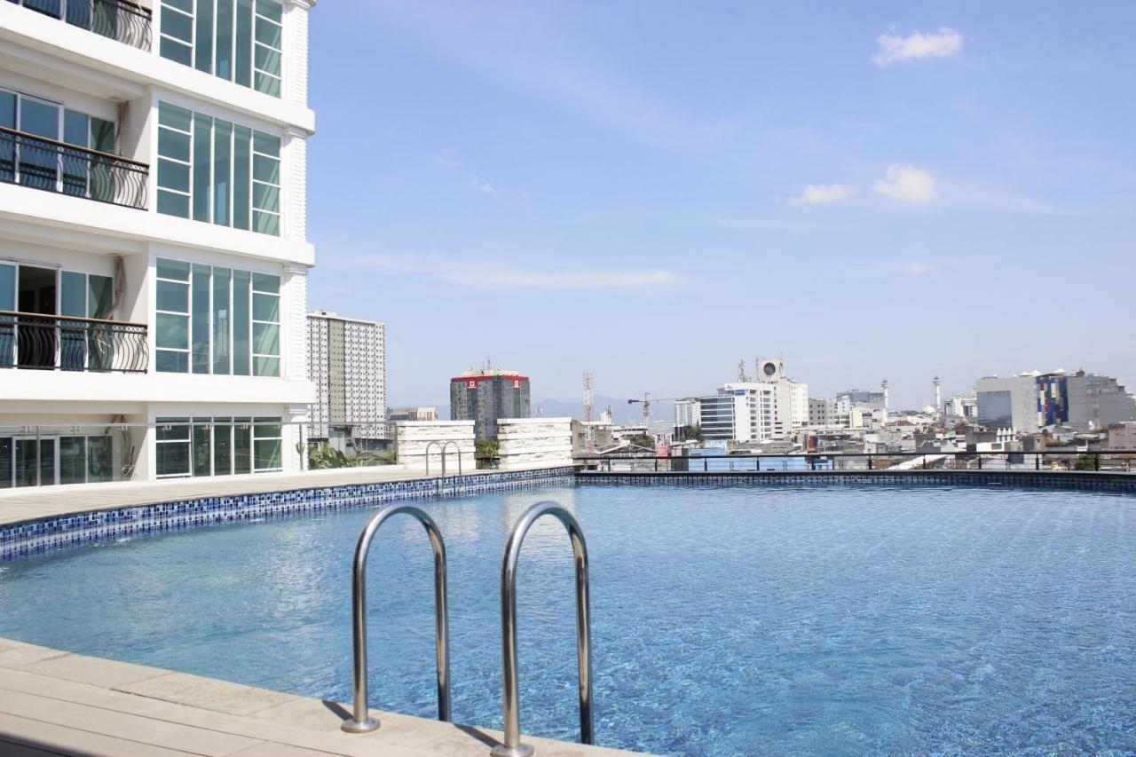Deluxe 2br At The Kosambi By Travelio Apartemen